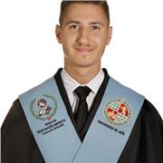 Persona capaz de adaptarse a las necesidades individualizadas del alumnado.